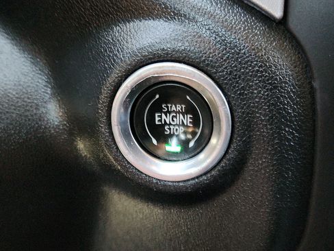 Used 2021 GMC Sierra 1500 Elevation RWD image 15