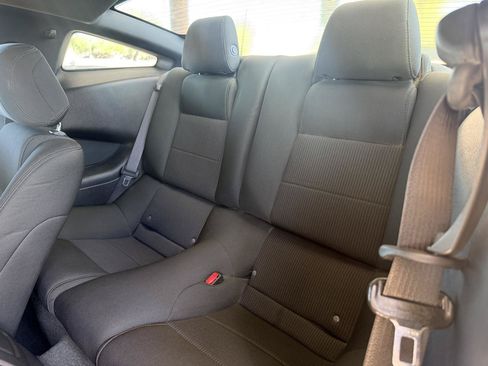 Used 2014 Ford Mustang Coupe RWD image 11