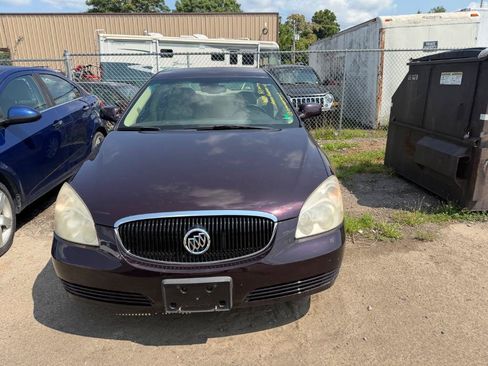 Used 2008 Buick Lucerne CXL w/ Driver Confidence Package FWD image 3