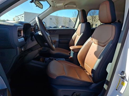 Used 2024 Ford Maverick Lariat AWD/4WD image 16