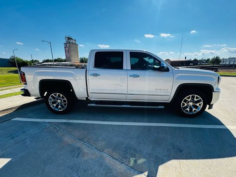 Used 2017 GMC Sierra 1500 SLT w/ SLT Premium Package RWD image 7
