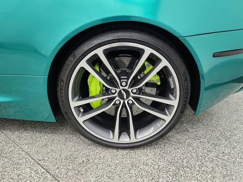 Used 2015 Aston Martin DB9 Coupe RWD image 40