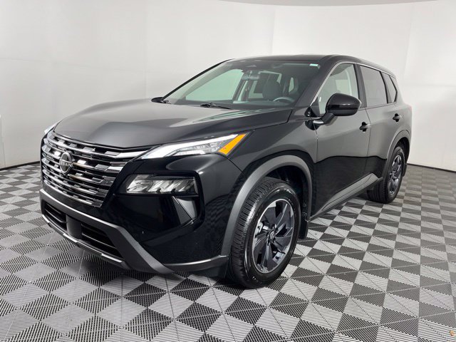 Certified 2026 Nissan Rogue SV FWD image 6