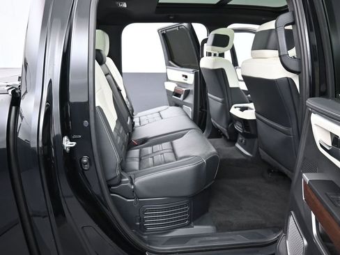 Used 2024 Toyota Tundra Capstone image 32