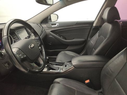 Used 2016 Kia Cadenza Limited image 17