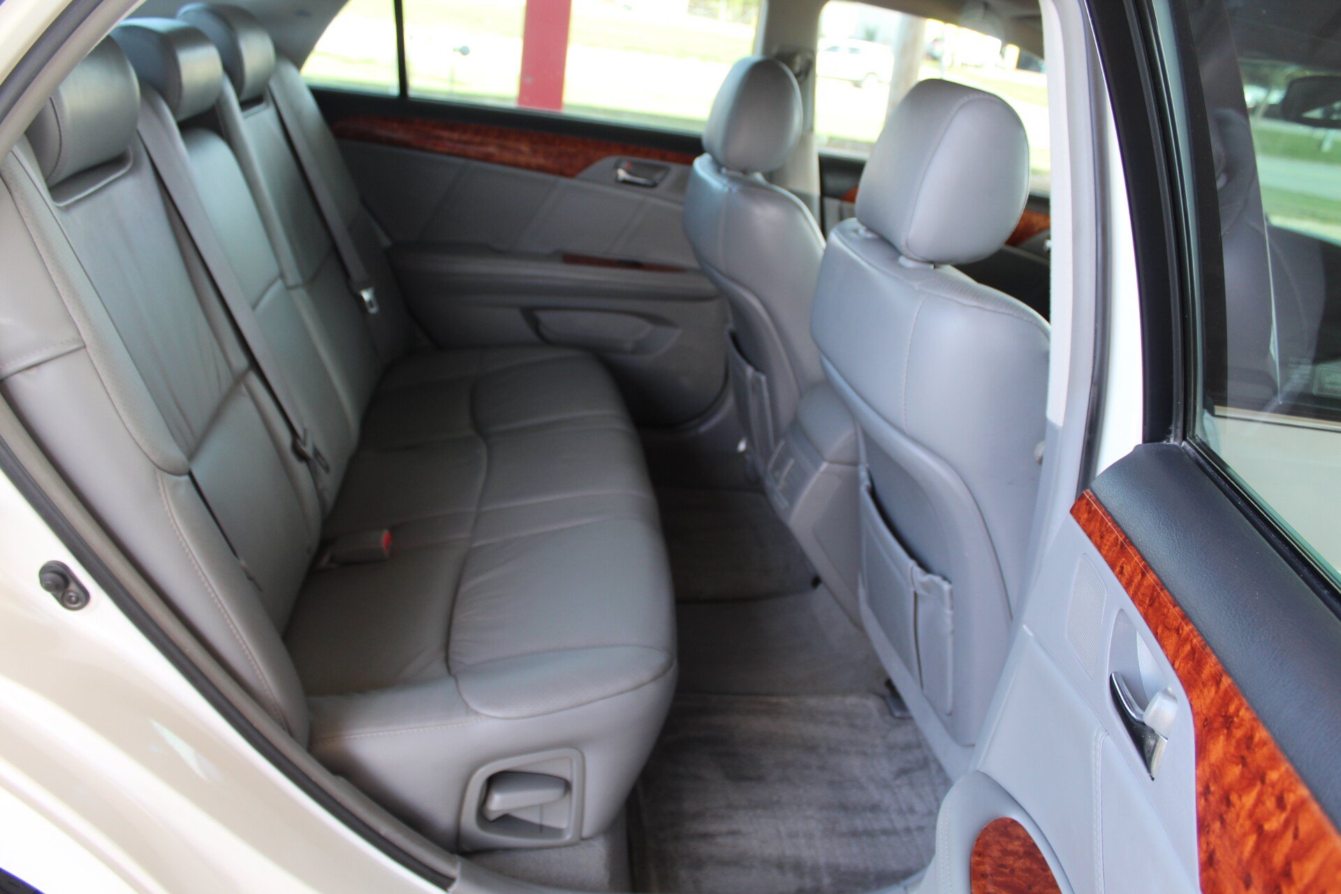 Used 2007 Toyota Avalon Limited FWD image 19
