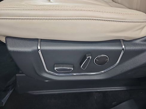 Used 2022 Ford Expedition Max Platinum image 29