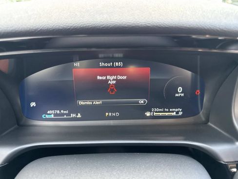 Used 2022 Lincoln Aviator Reserve w/ Equipment Group 201A image 32