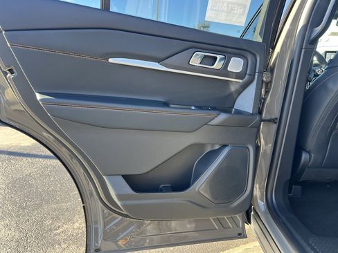 New 2026 Ford Explorer Tremor w/ Tremor Ultimate Package image 32