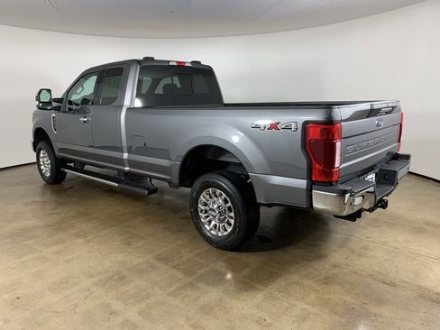 Used 2021 Ford F250 Lariat w/ Chrome Package image 13