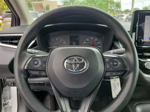 Used 2024 Toyota Corolla LE image 16