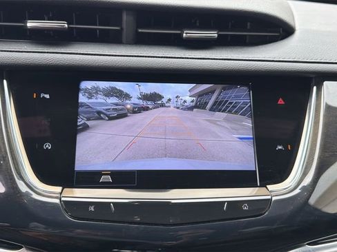 Certified 2024 Cadillac XT6 Premium Luxury FWD image 25