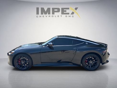 Used 2025 Nissan Z Performance w/ Floor Mat Package RWD image 2