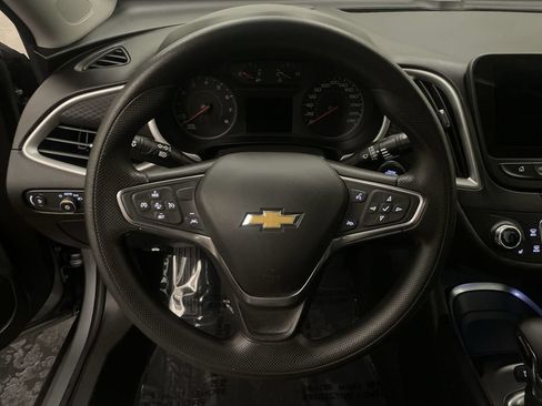 Used 2024 Chevrolet Malibu LT FWD image 5