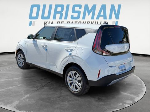 New 2025 Kia Soul LX image 4