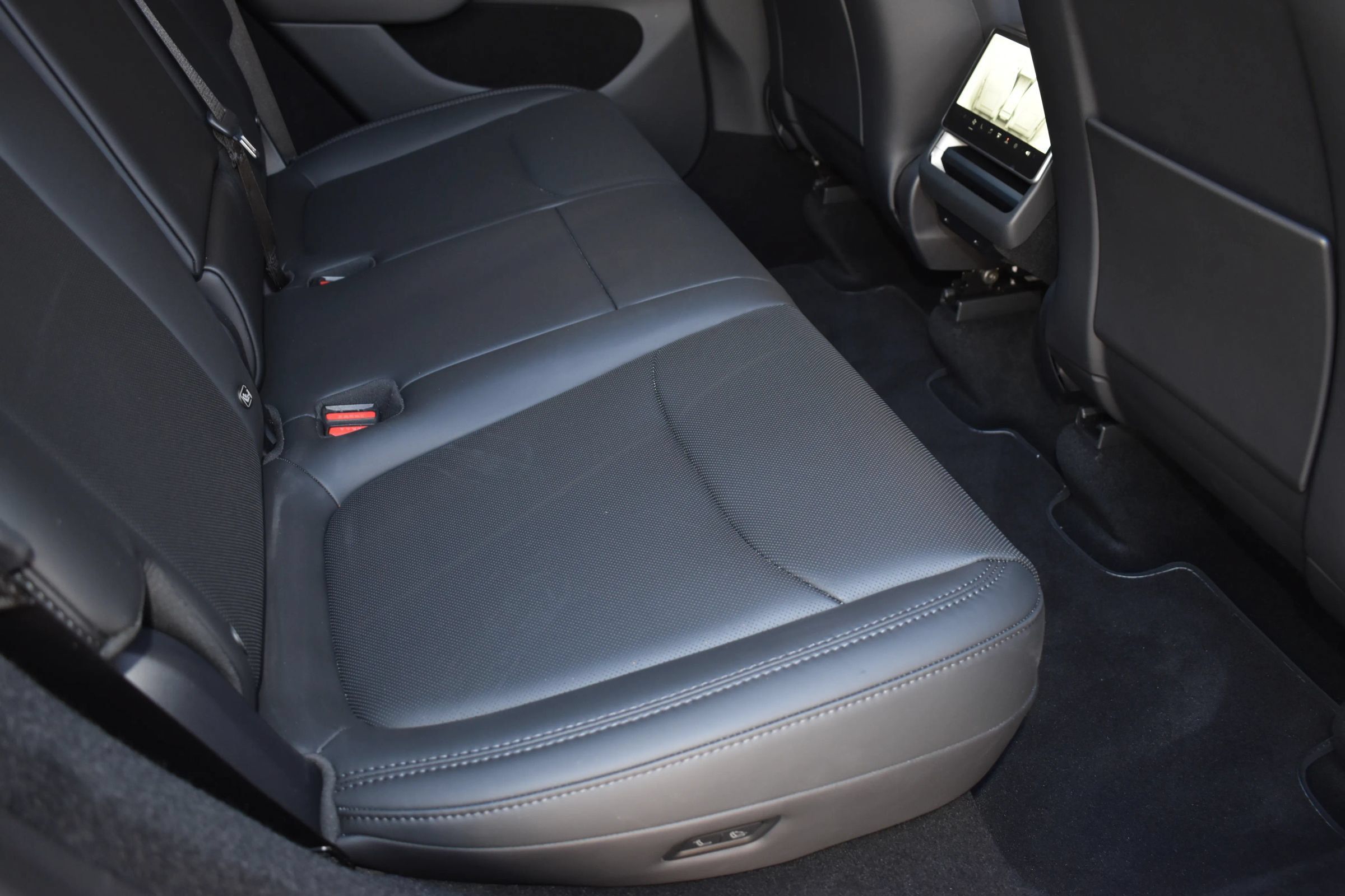Used 2026 Tesla Model Y 2WD image 14