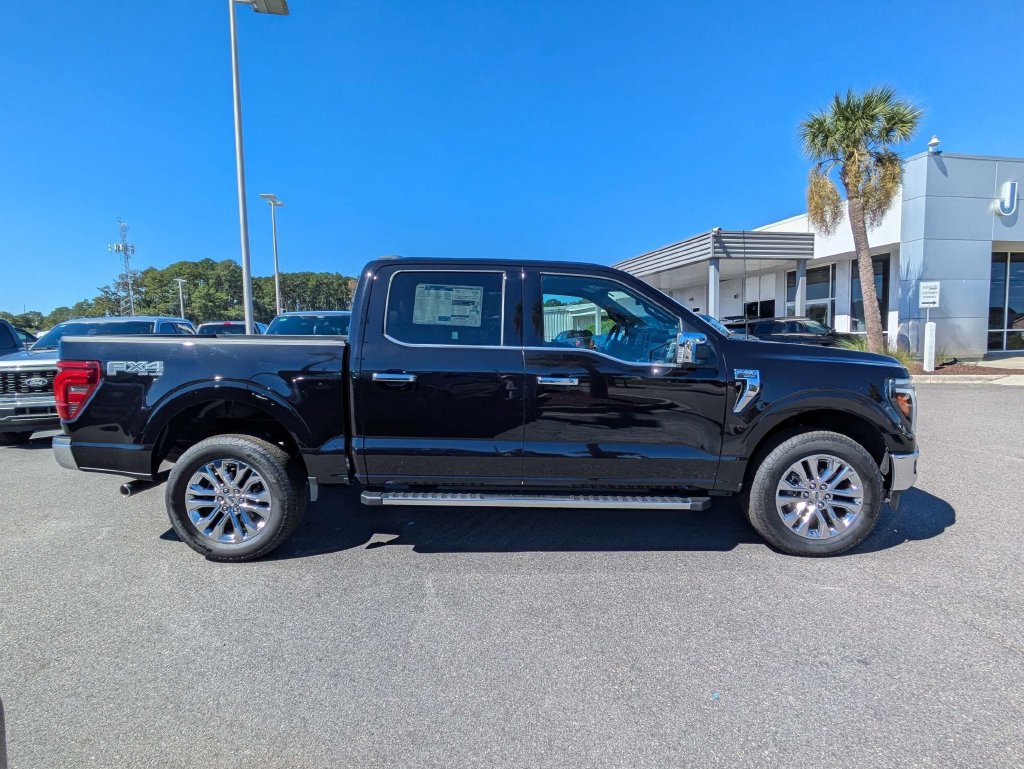 New 2026 Ford F150 Lariat w/ Equipment Group 501A Mid AWD/4WD image 3