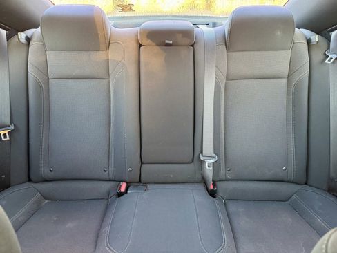 Used 2019 Dodge Charger SXT image 17