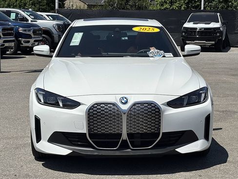 Used 2025 BMW i4 eDrive40 w/ Parking Assistance Package RWD image 7