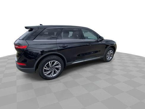 Used 2023 Lincoln Corsair AWD w/ Equipment Group 101A image 2