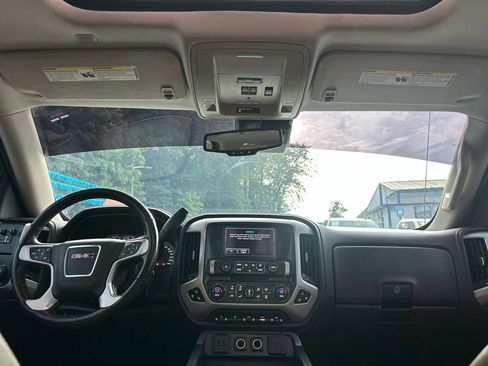 Used 2017 GMC Sierra 1500 SLT RWD image 10