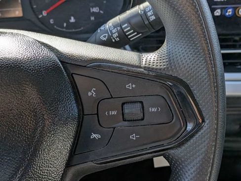 Used 2024 Chevrolet Trax LS FWD image 22