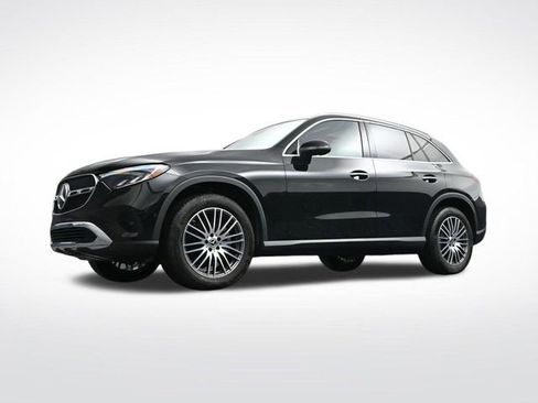 Used 2024 Mercedes-Benz GLC 300 4MATIC image 34