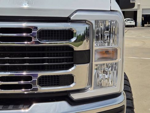 Used 2024 Ford F250 XLT w/ FX4 Off-Road Package AWD/4WD image 31