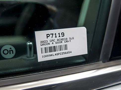 Used 2023 GMC Acadia SLE w/ Driver Convenience Package image 31