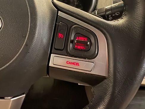 Used 2015 Subaru Outback 2.5i Limited w/ Popular Package #4 image 14