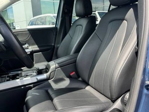 Used 2022 Mercedes-Benz GLB 250 4MATIC image 12
