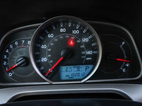 Used 2014 Toyota RAV4 XLE AWD/4WD image 22