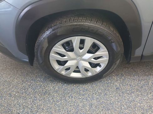 Used 2023 Toyota Corolla Cross L AWD/4WD image 44