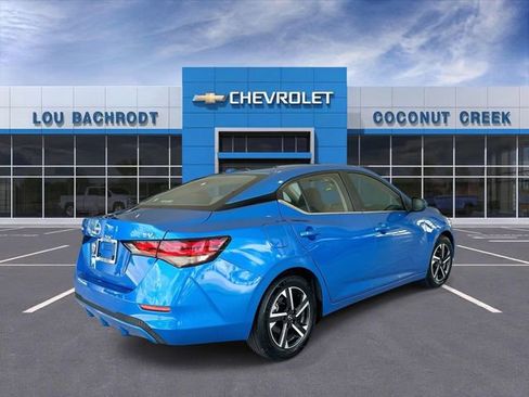 Used 2024 Nissan Sentra SV FWD image 8