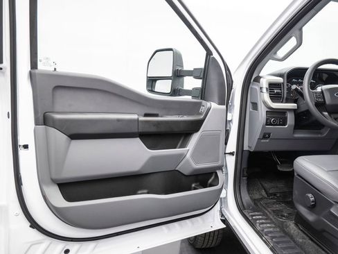 New 2024 Ford F350 XL w/ XL Chrome Package image 10