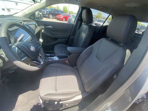 Used 2023 Buick Encore GX Select w/ Sport Touring Package FWD image 3