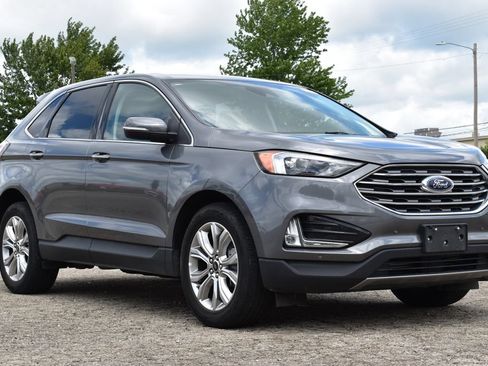 Used 2024 Ford Edge Titanium AWD/4WD image 3