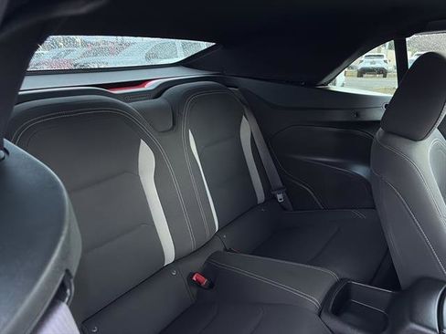 Used 2017 Chevrolet Camaro SS image 11