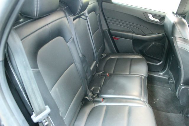 Used 2025 Ford Escape Platinum AWD/4WD image 12