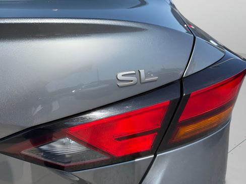 Used 2023 Nissan Altima 2.5 SL FWD image 9