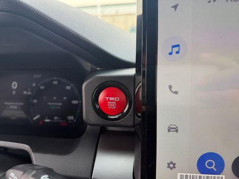 Certified 2024 Toyota Tacoma TRD Off-Road w/ TRD Off Road Upgrade Package image 19