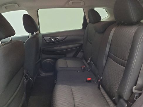 Used 2017 Nissan Rogue SV w/ Midnight Edition Package FWD image 18