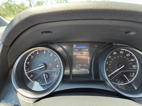 Used 2024 Toyota Camry SE FWD image 10