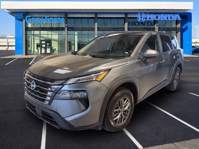 Used 2026 Nissan Rogue SV AWD/4WD image 4