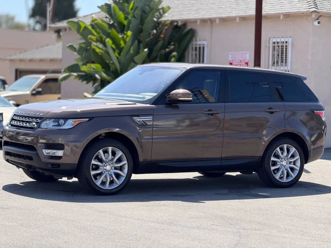 Used 2014 Land Rover Range Rover Sport HSE AWD/4WD image 7