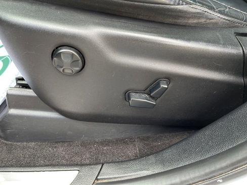 Used 2014 Jeep Grand Cherokee Limited image 21