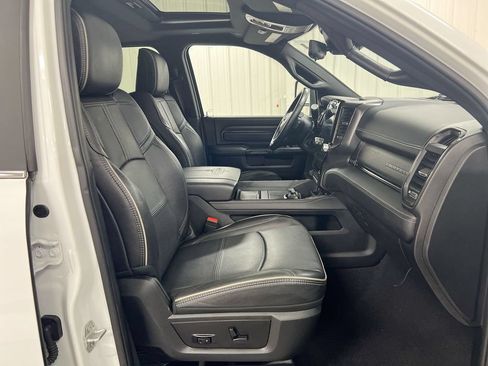 Used 2024 RAM 3500 Limited AWD/4WD image 18
