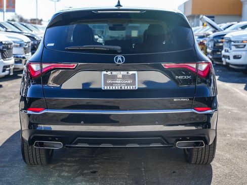 Used 2022 Acura MDX SH-AWD w/ Technology Package image 5