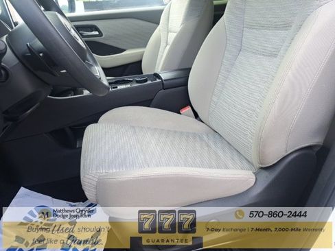 Used 2023 Nissan Rogue SV image 12