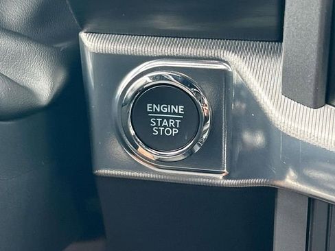 New 2025 Ford F150 Lariat w/ Equipment Group 501A Mid image 29